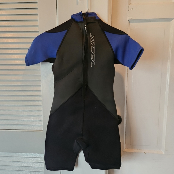 Xcel youth wetsuit size 12 - Picture 2 of 3